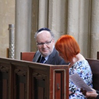 Der Vorsitzende der Jüdischen Gemeinde zu Dresden Michael Hurshell nahm ebenfalls mit seiner Frau am Gottesdienst teil. © Andreas Golinski