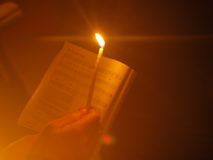 Lichtergebet in Taizé. © Johannes Köst