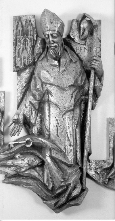 Detail aus dem Benno-Relief von Paul Brandenburg - im Bischöflichen Ordinariat Dresden.