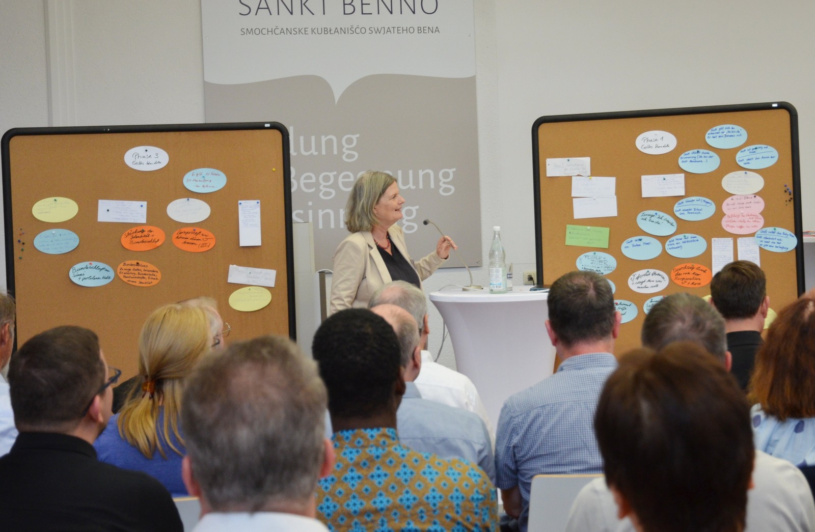 „Steh auf und geh?“ – pastorale Dienste beschäftigen sich mit Resilienz „Steh auf und geh?“ – pastorale Dienste beschäftigen sich mit Resilienz