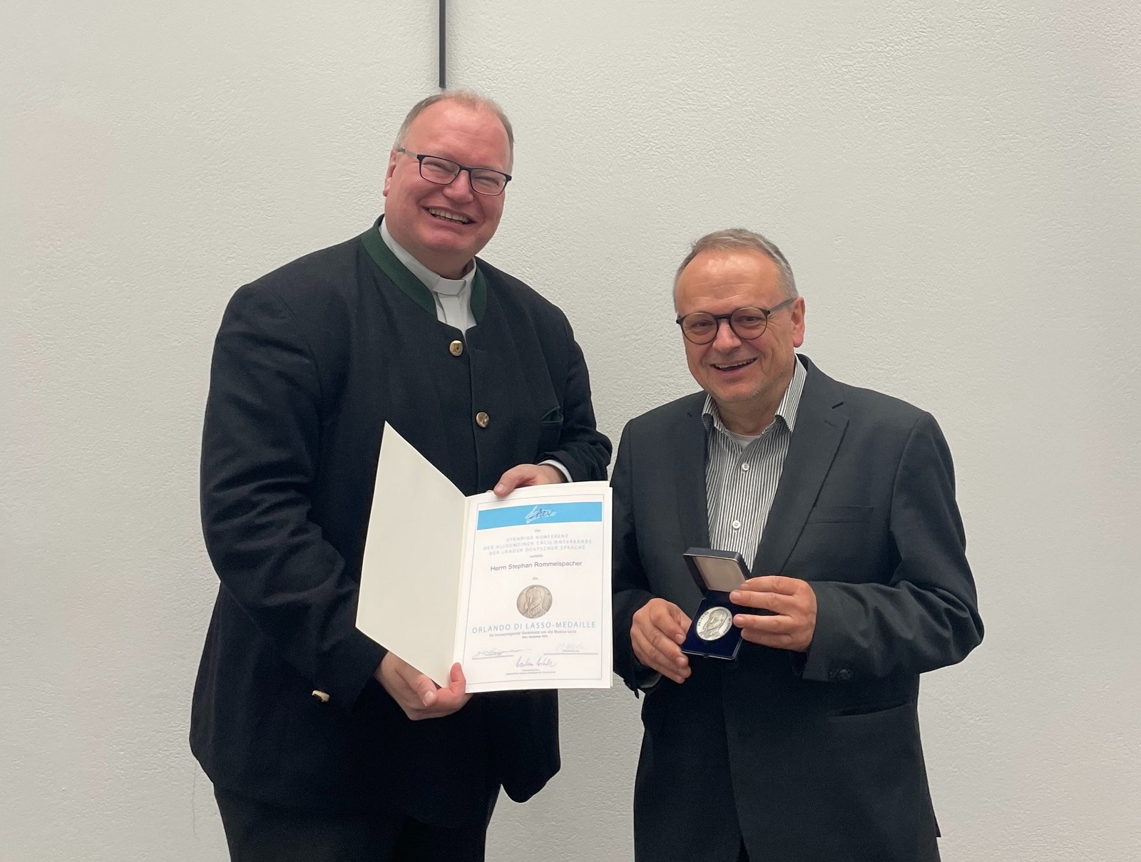 Überreichung der Lasso-Medaille an Stephan Rommelspacher Überreichung der Lasso-Medaille an Stephan Rommelspacher