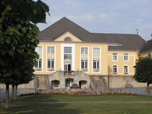Bistum Dresden Meissen Aktuelles Leuchtturm Oder Grabmal Gottes