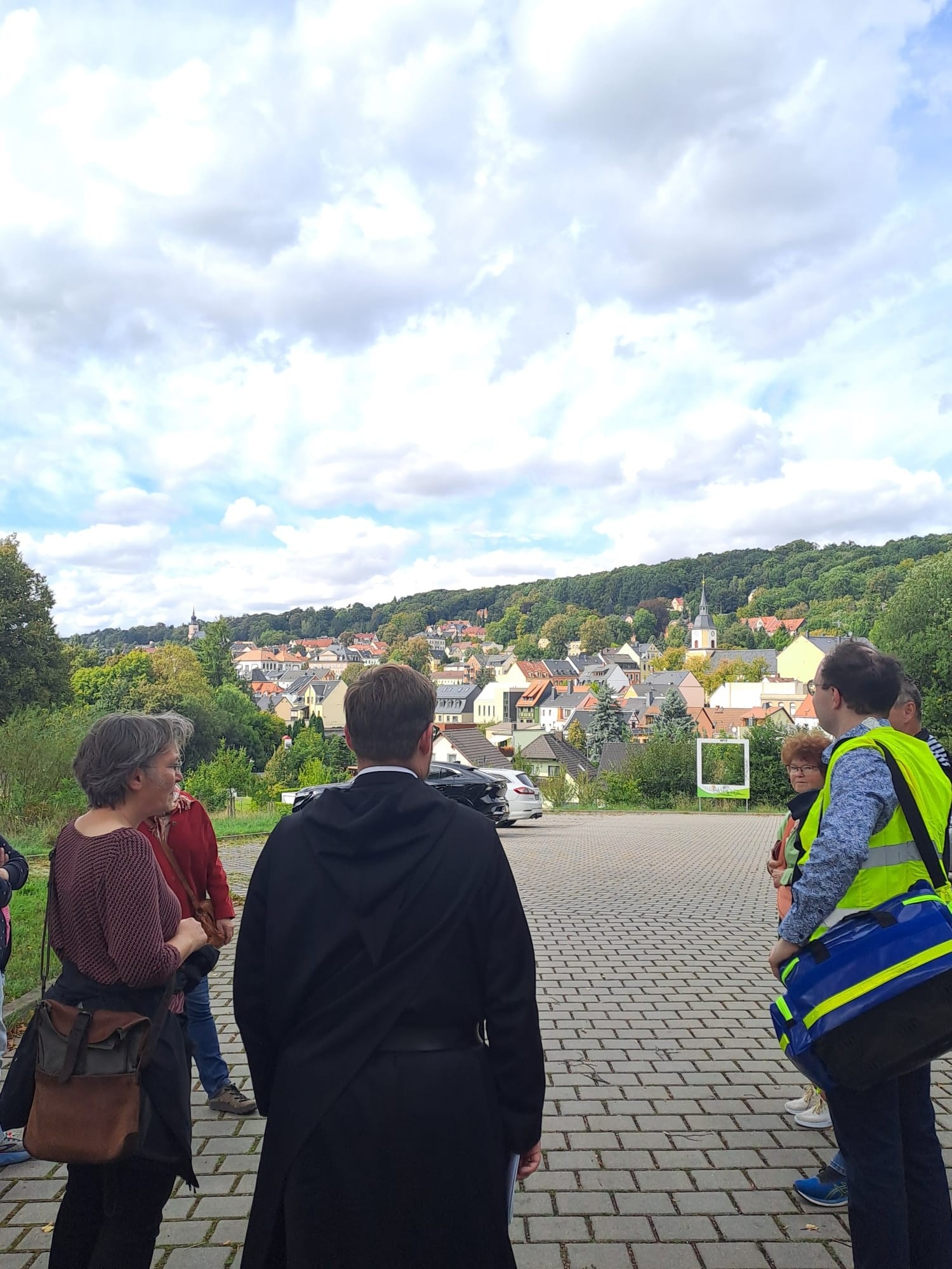 Bergpredigt mit Salzburger Erzabt, Besichtigungstour im Rennsportmuseum und Kirchweihfest