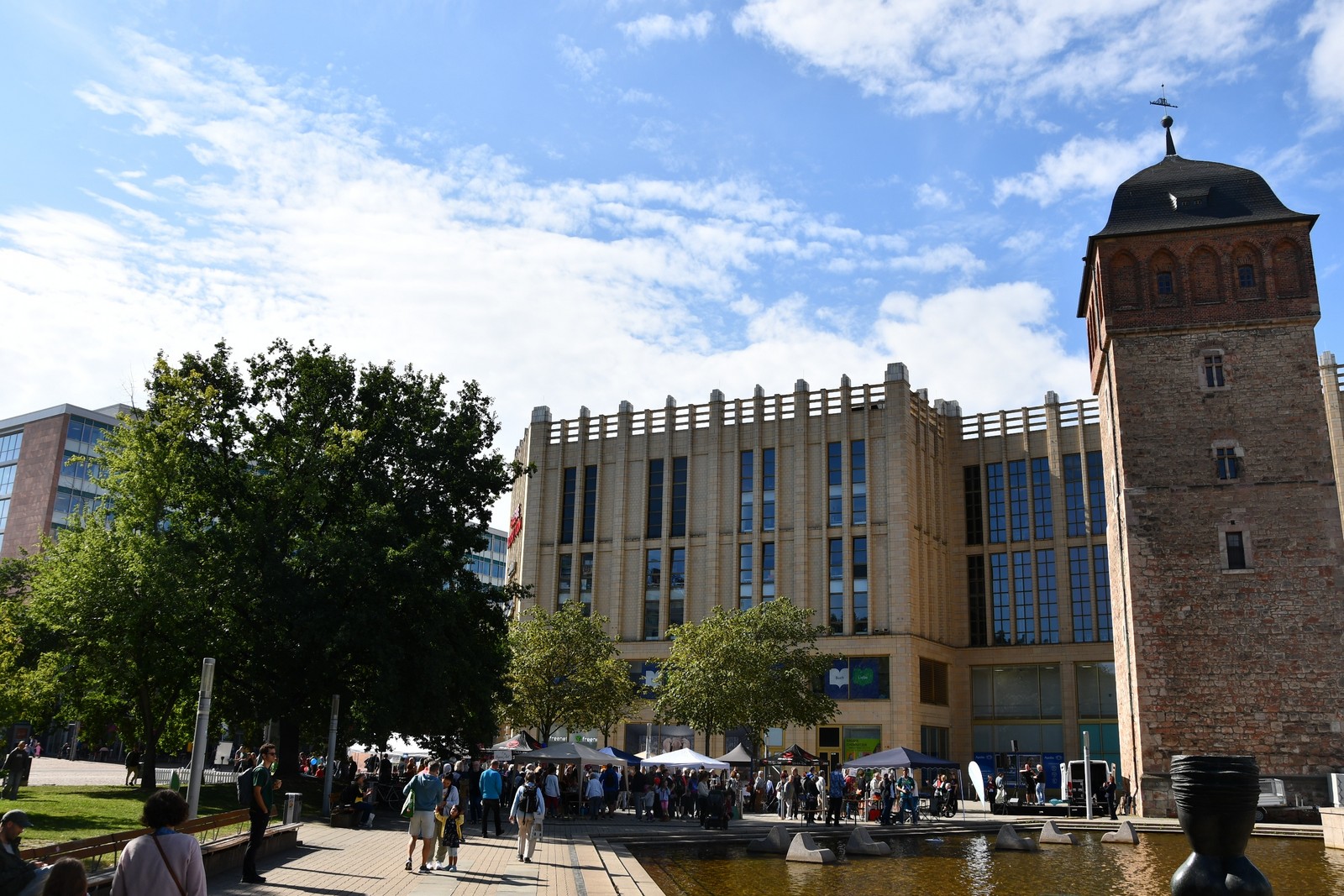 „Weg der Gewalt verspricht keine langfristigen Lösungen“