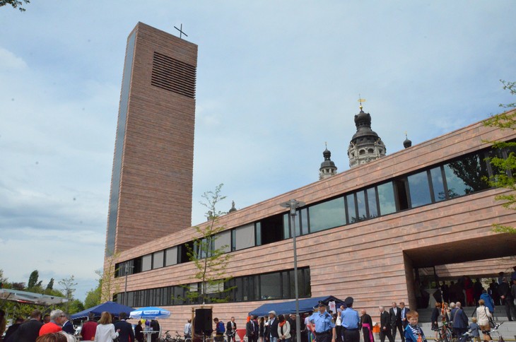 Die Propsteikirche St. Trinitatis in Leipzig.