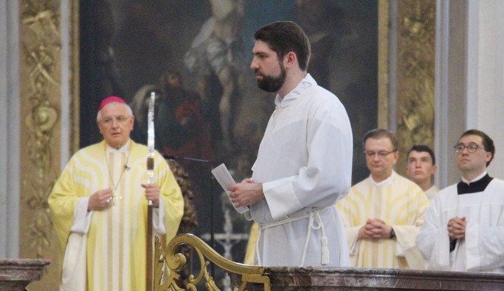 Julian-Michael Kania - hier im Gottesdienst zu seiner Diakonenweihe im Juni 2022. © Andreas Golinski