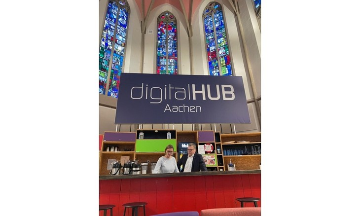 Besuch der Akademiedirektorinnen und -direktoren bei einem Aachener Projekt. © privat