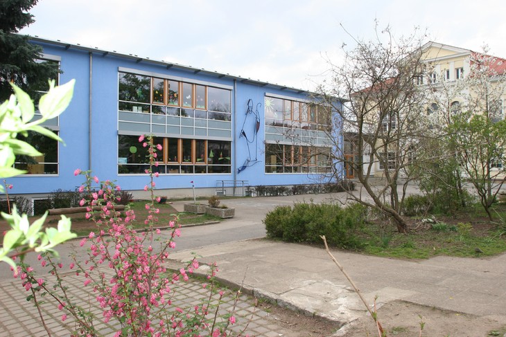 Die Bischöfliche Maria-Montessori-Grundschule in Bautzen.