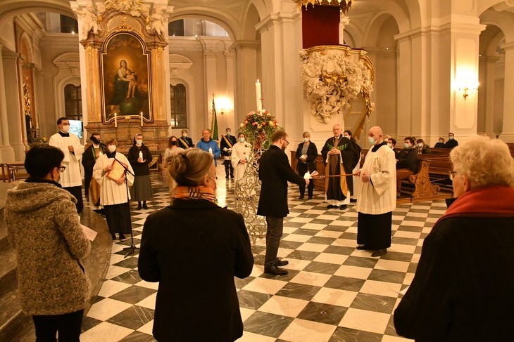 Bei der Feier des Allerseelenfests 2021 in der Dresdner Kathedrale. © Michael Baudisch