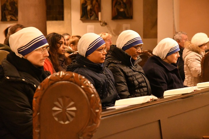 Stets zurückhaltend: Seit 40 Jahren wirken die Mutter-Teresa-Schwestern segensreich in Chemnitz - still und bescheiden. © Michael Baudisch