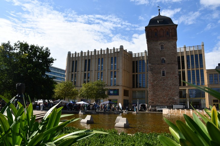 Aus Chemnitz überträgt das MDR Fernsehen eine Sendung zum Heiligabend. © Michael Baudisch
