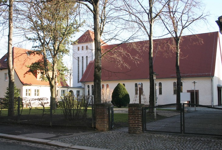 Die Katholische Kirche Heilige Familie in Zwickau. © Markus Böhme